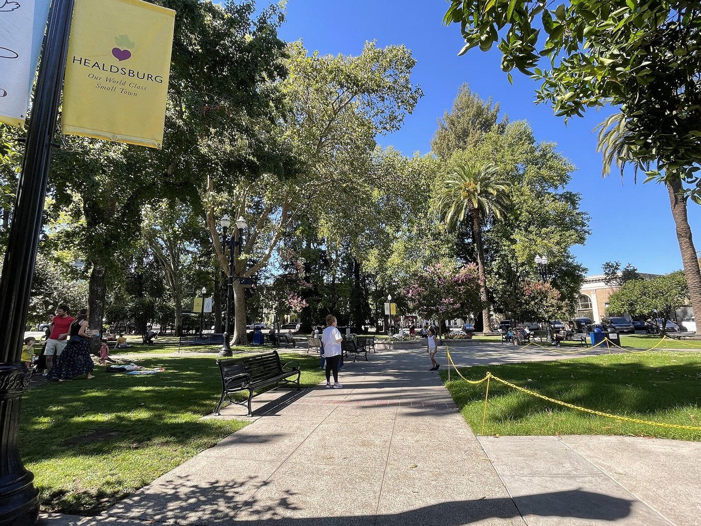 Downtown Healdsburg Plaza park and gazebo